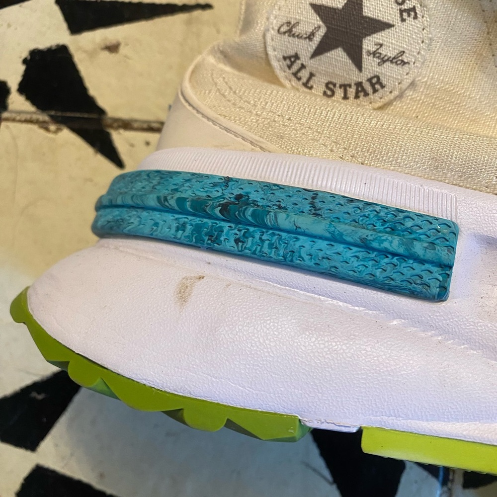 Really Cool Comfortable Converse Platform Hi-Tops… - image 8